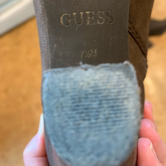 Guess slouch boot with buckles - Picture 5 of 5